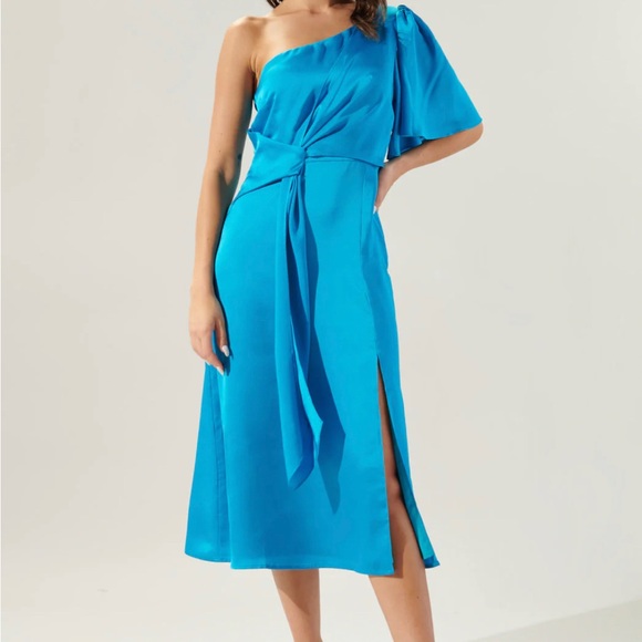 Gorgeous Sugarlips satin dress new with tags. - Picture 3 of 7